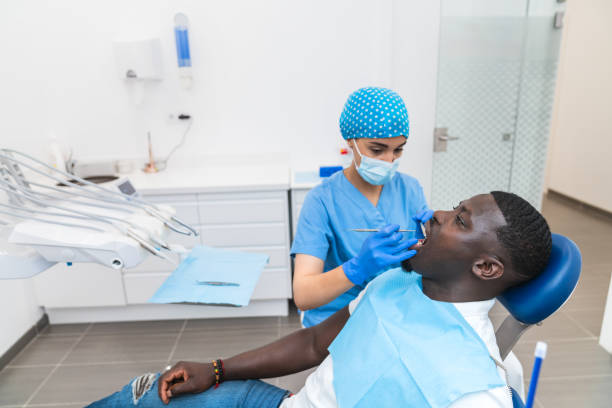 Best Emergency Gum Treatment in Creve Coeur, IL